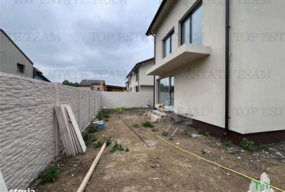Casă cu 4 camere cu Teren 330 Mp în Prelungirea Ghencea