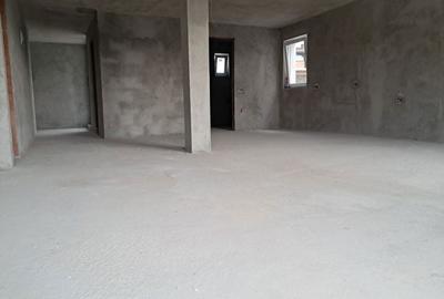 Casă cu 4 camere cu Teren 430 Mp în Zimandcuz - 4