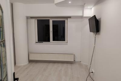 Apartament 2 camere liber la vanzare zona Grivitei - 4