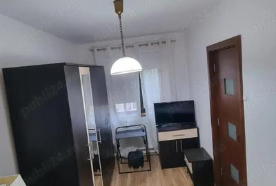 Apartament cu 3 camere semidecomandat în 9 Mai - 8
