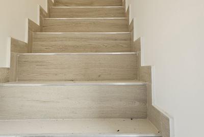 Casă cu 3 camere în Mărăcineni - 1