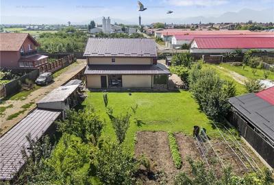 Casa/ Vila superba cu 5 camere si 922 mp teren Harman Brasov - 3