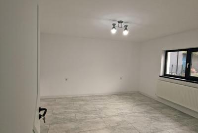 Casă individuală cu 3 camere cu Canalizare în Băiculești - 18