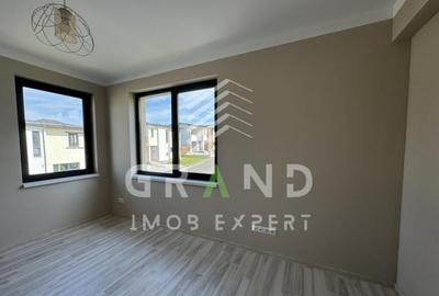 TOTUL NOU!Casa individuala,4 camere,3 BAI,TERASA,GARAJ,zona - 16