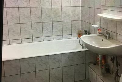 Inchiriez Apt 3 camere Inchiriez Apt 3 camere - 8