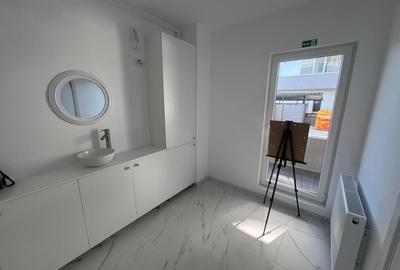 Afacere la cheie | Salon Manichiură | Drumul Osiei Rotar Park 2 - 7