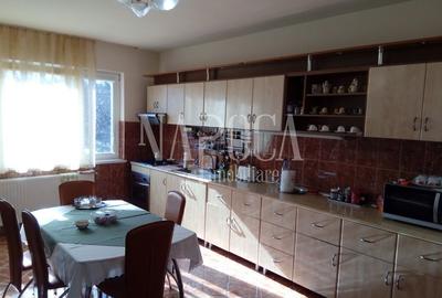 Casă individuală cu 6 camere cu Canalizare în Florești - 4