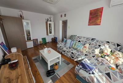Apartament cu 2 camere semidecomandat, mobilat în Titan - 11