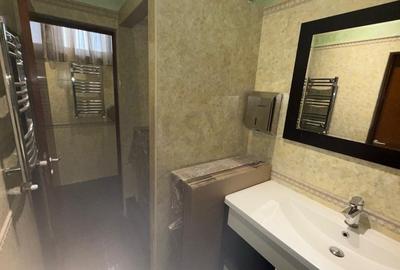 Birou, de 212 mp, în Central - 3