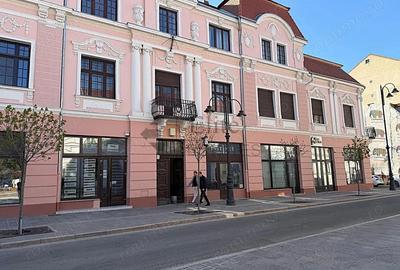 Spațiu comercial, de 46 mp, în Ultracentral - 2