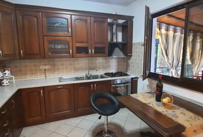 De vanzare casa cu 6 camere, Livezeni, Cartierul Orizontului - 11