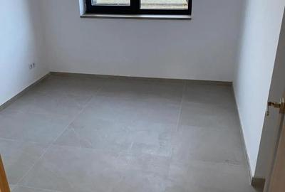 Spațiu comercial, de 80 mp, în Central - 2