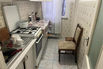 Apartament 3 camere , zona cartier Sud , decomandat, 54 mp - 4