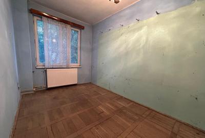 Comision Zero - 3 camere etaj 1, Independentei H. Botev. - 2