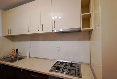 Apartament 3 camere decomandate de inchiriat, strada Florilor Floresti, GARAJ