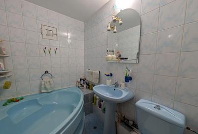 Zona Nord - 3 decomandate, etaj 3 - 8