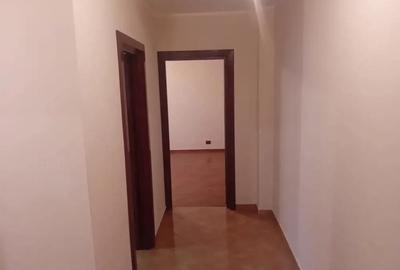 Apartament cu 2 camere decomandat în Precista