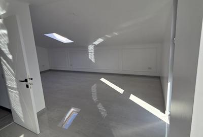 Casă cu 5 camere cu Teren 210 Mp în Odăi - 8