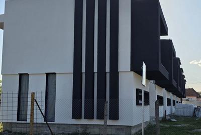 Casă cu 3 camere în Teiu - 5