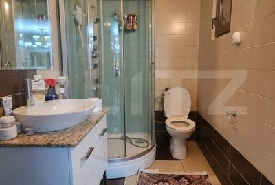 Casă cu 7 camere cu Teren 292 Mp în Central - 8