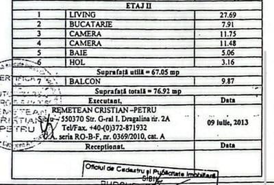 Apartament cu 3 camere decomandat în Turnișor - 1