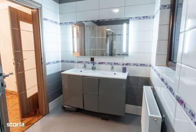 Casă cu 6 camere cu Teren 560 Mp în Criș - 7