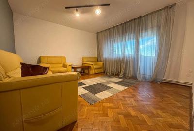 Decomandat.Centrala proprie.Mobilat si Utilat! - 1