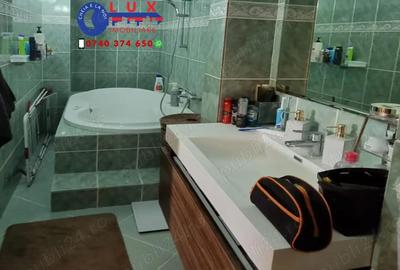 Apartament cu 3 camere decomandat în Babadag - 3