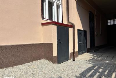 Casă cu 4 camere cu Teren 334 Mp în Central - 3