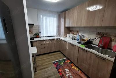 Apartament 3 camere complet renovat, mobilat ?i utilat la 3 minute de metrou - 9