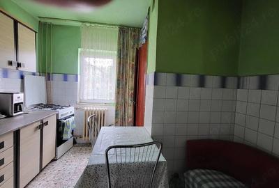 Apartament cu 3 camere decomandat în Aradului - 6