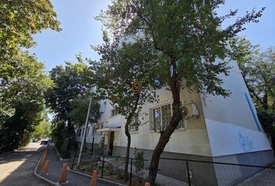 Apartament cu 2 camere decomandat, mobilat în Alexandru Obregia - 2