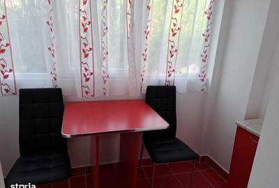 Apartament cu 2 camere decomandat în Rovine - 2
