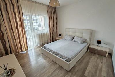 Apartament cu 3 camere decomandat în Zorilor