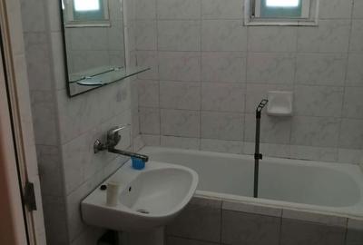 Apartament cu 2 camere decomandat în Central - 4