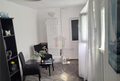 Casa 5 camere, suprafata teren 200 mp, zona Piata Saraca - 19