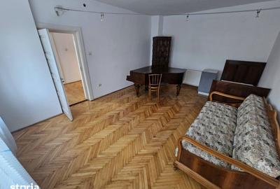 Casă cu 5 camere cu Teren 250 Mp în Grigorescu - 9