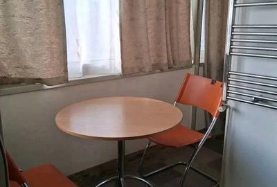 Vand garsoniera la 3 minute de Hotel Marriott 139.369 euro negociabil - 3