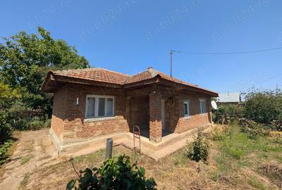 Casa de vanzare (curte 1900mp) Dragoe?ti, jud. Ialomi?a (40-50 km de Bucure?ti)