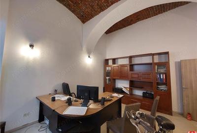 Apartament cu 2 camere nedecomandat în Ultracentral - 9