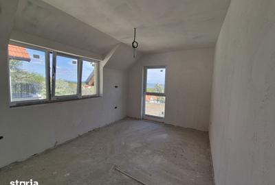 Casă cu 4 camere cu Teren 700 Mp în Feleacu - 8