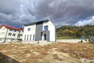Casă cu 4 camere cu Canalizare în Băiculești - 14