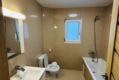 Apartament cu 3 camere decomandat în Central - 2