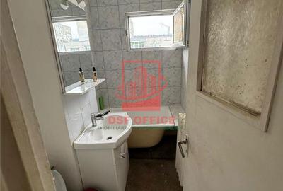 Apartament cu 2 camere semidecomandat în Mircea cel Bătrân