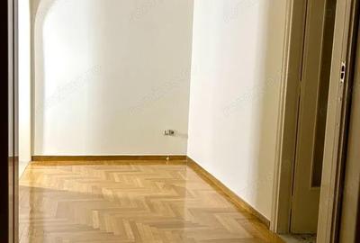 Spațiu comercial, de 80 mp, în Obor