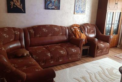 Apartament cu 3 camere decomandat în Eremia - 2