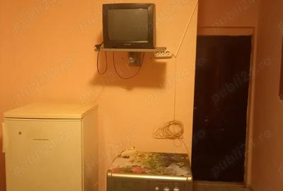 Inchiriez garsoniera cf 3 zona Bou Ro?u - 3