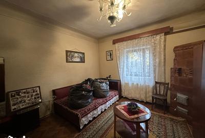 Casă cu 4 camere cu Teren 1266 Mp în Târgșoru Vechi - 3