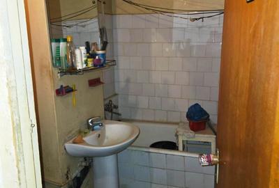 Titan / Minis -5 minute - Garsoniera cf 1, suprafata 32 mp , an constructie 1981 - 3