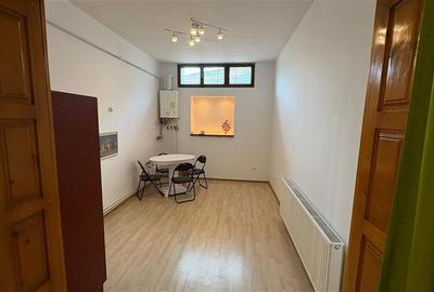 Apartament cu 3 camere decomandat în Centrul Istoric - 5